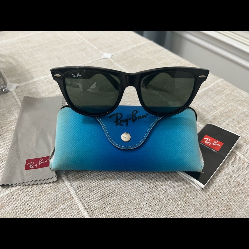 Ray-Ban Classic Wayfarer 54mm